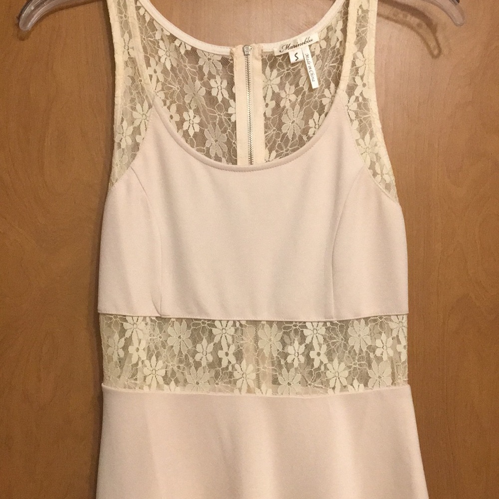 Nude color lace party dress!!